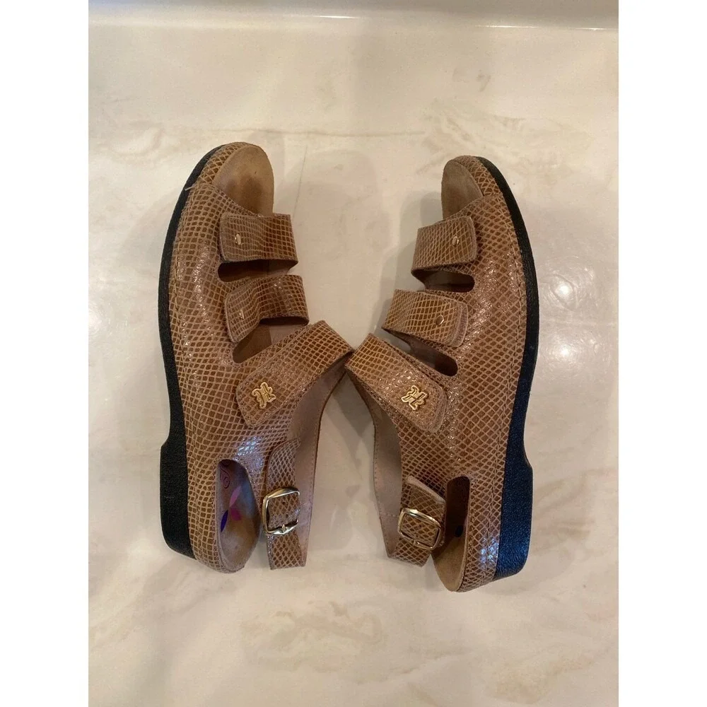 Helle Spain Leather Comfort Sandals Tan Strappy Wedge Slingback Size 9 EUC‎